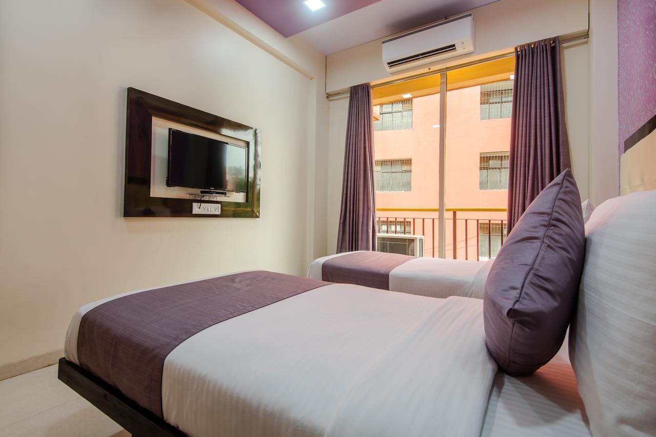 Oyo 9326 Om Sai Residency Hotel มุมไบ ภายนอก รูปภาพ