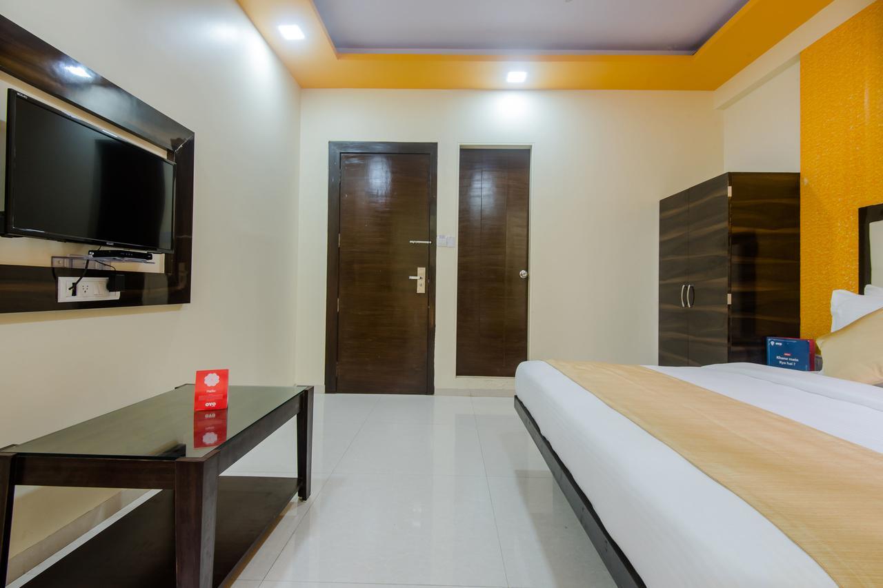Oyo 9326 Om Sai Residency Hotel มุมไบ ภายนอก รูปภาพ